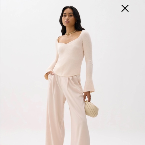 BNWT Love bonito sweetheart sweater - Picture 4 of 8